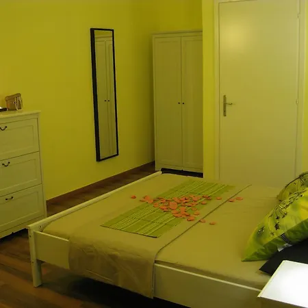 Dreams Apartment *