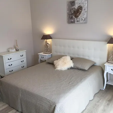 Apartment Dreams